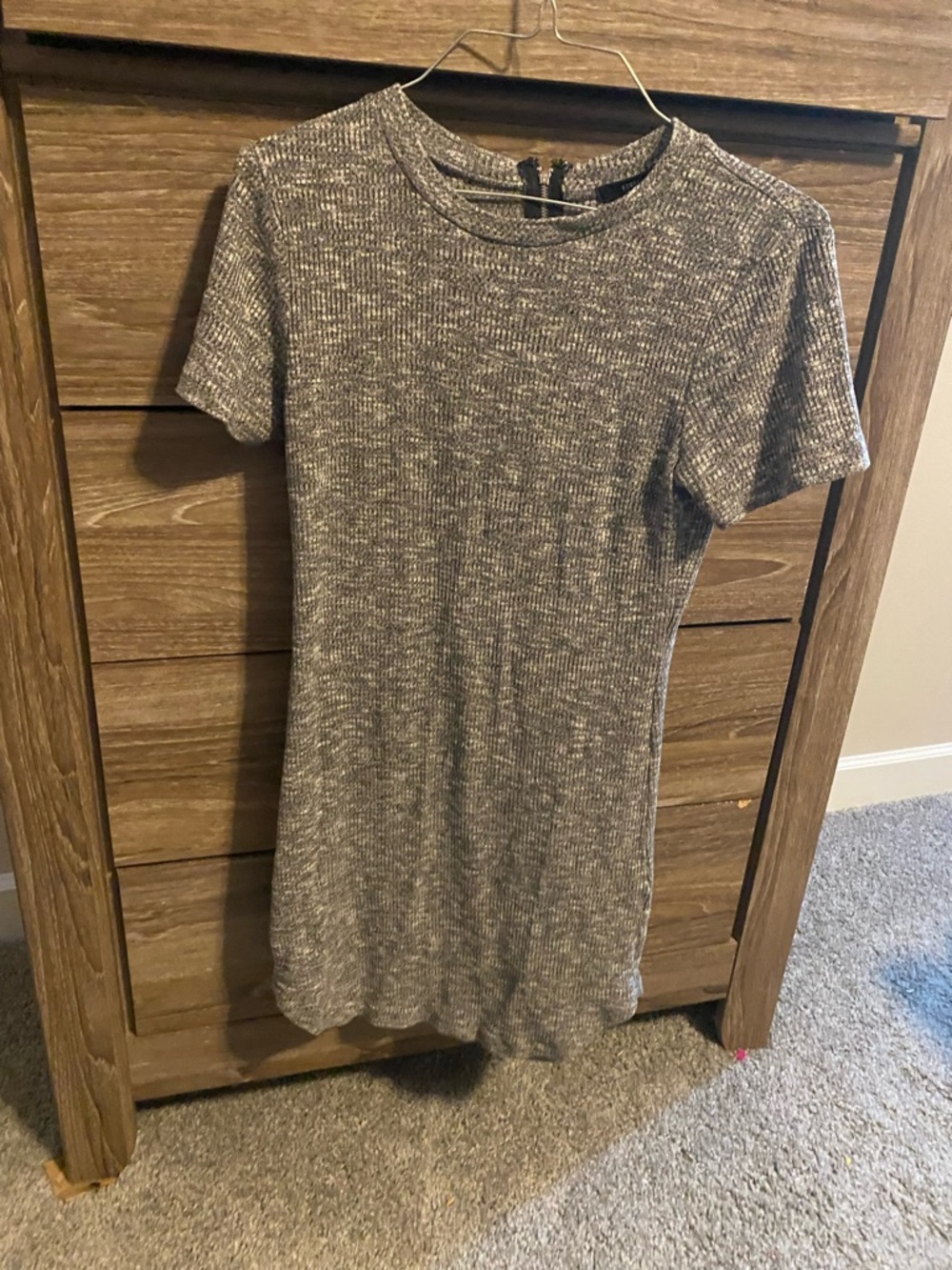 Forever 21 Gray Ribbed Short Sleeve Bodycon Dress